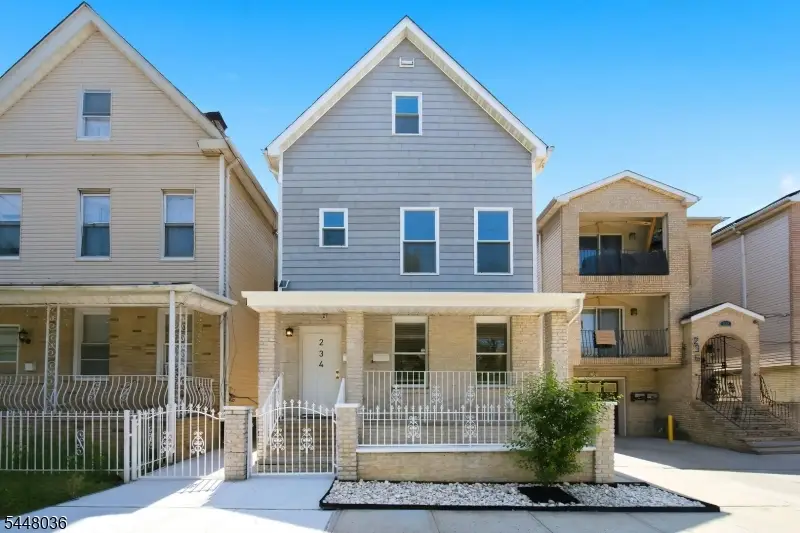 234 Lt Glenn Zamorski Dr, Elizabethport, NJ 07206 - #1