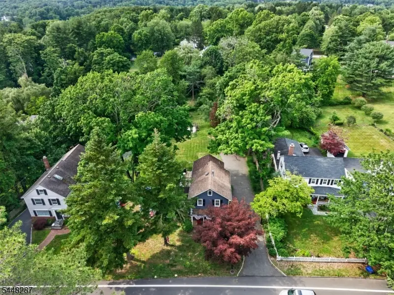 79 W Main St, Mendham, NJ 07945 - #2