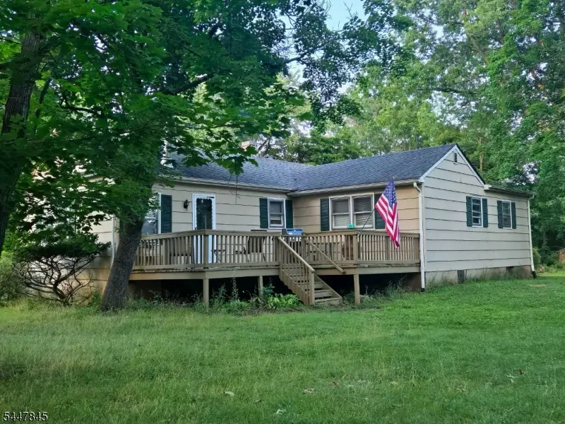41 School Rd, Whitehouse Station, NJ 08889 - #2