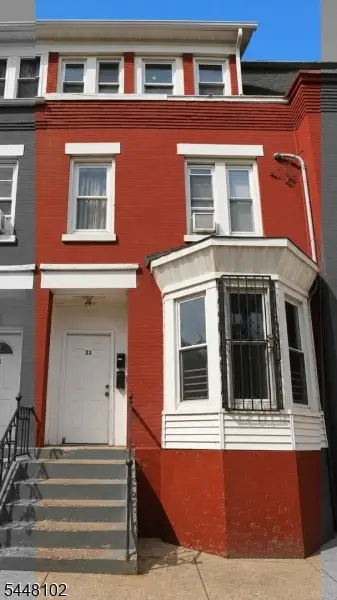 33.5 S 12th St, Newark City, NJ 07107