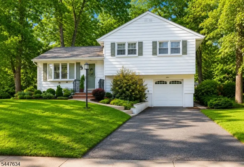 15 Stonehill Rd, Randolph, NJ 07869 - #1