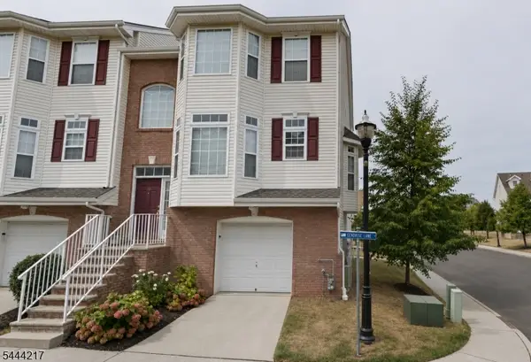 1366 Genovese Ln, Rahway City, NJ 07065