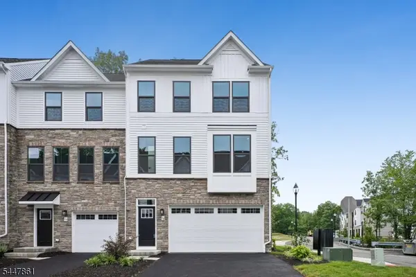 18 Lafayette Ln, Montville Twp., NJ 07082