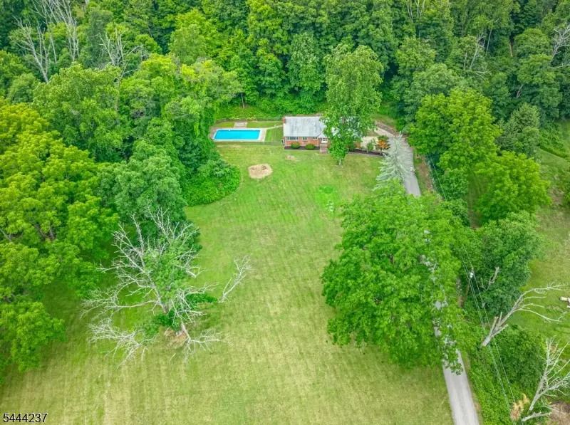 517 County Rd 517, Vernon, NJ 07461 - #1