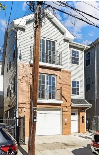 118 Oraton St, Newark, NJ 07104 - #1