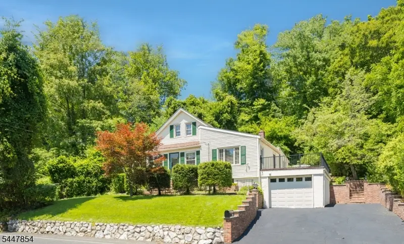 410 River Rd, Chatham, NJ 07928 - #1