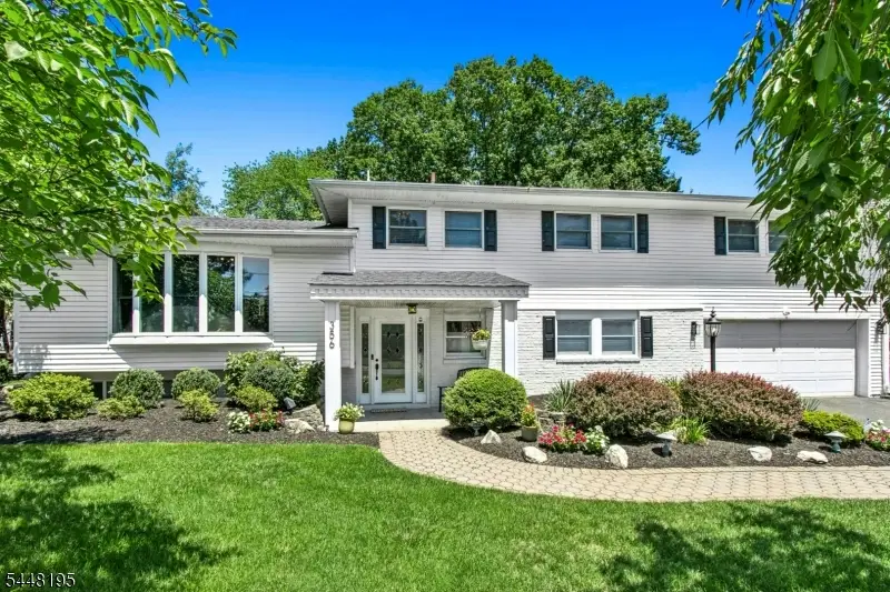 356 Longview Dr, Mountainside, NJ 07092 - #1