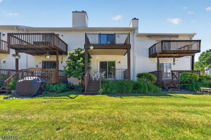 55 Coppermine Vlg, Flemington, NJ 08822 - #2