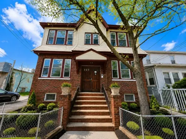 223 Munn Ave #2L, Irvington Twp., NJ 07111