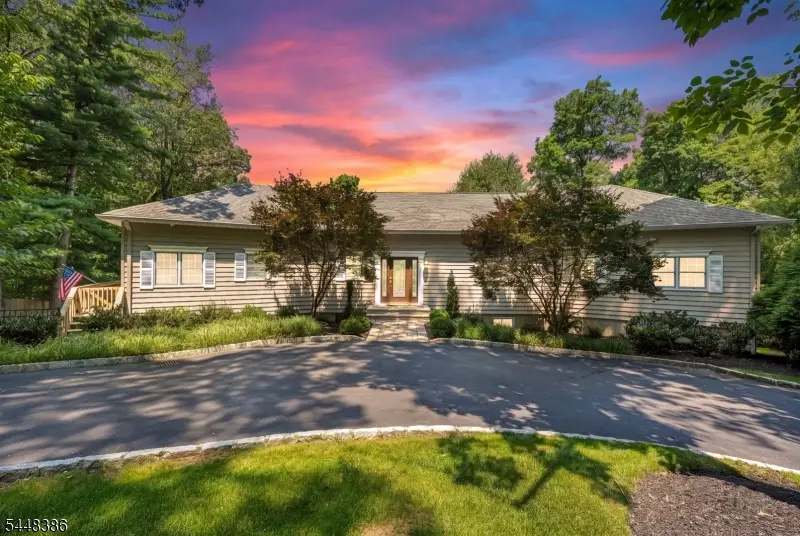100 Pine Grove Rd, Berkeley Heights, NJ 07922 - #1