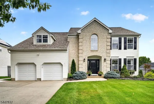 6 Bluebird Way, Raritan Boro, NJ 08807
