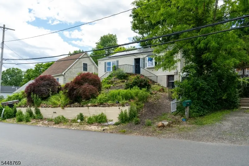 20 Greenwood Ave, Haskell, NJ 07420 - #1