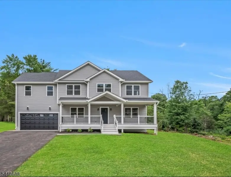 126 12th St, Franklin, NJ 08873 - #1