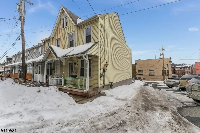 12 Brainard St, Phillipsburg, NJ 08865 - #1