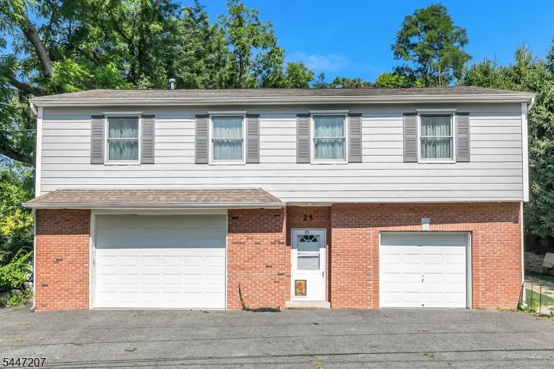 25 Gillette Rd, Gillette, NJ 07933 - #1