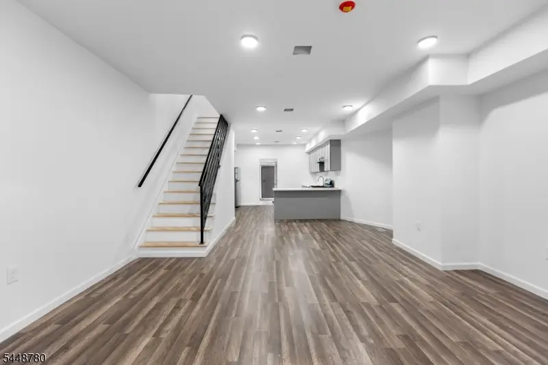 43.5 Cortland St, Newark, NJ 07105 - #3
