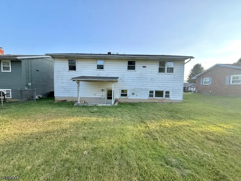 1085 Grand St, Phillipsburg, NJ 08865 - #3