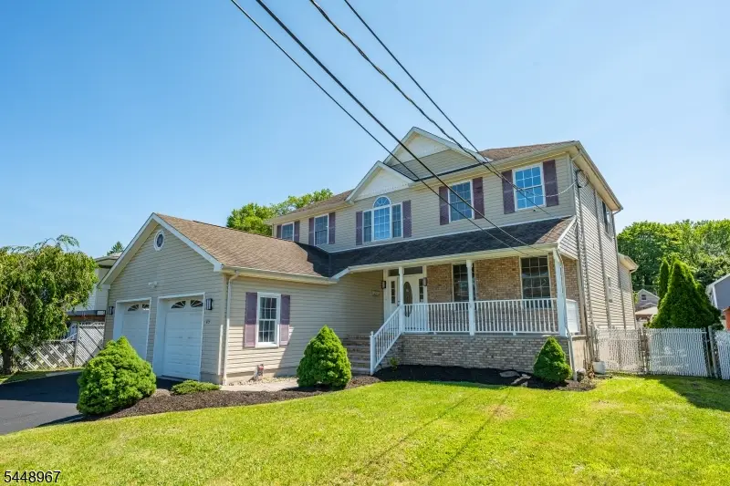 25 Park Pl, Singac, NJ 07424 - #1