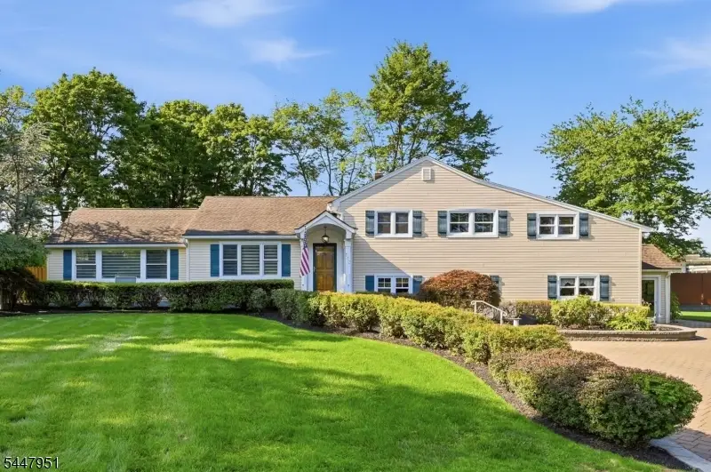 133 Sandra Dr, Parsippany, NJ 07054 - #1