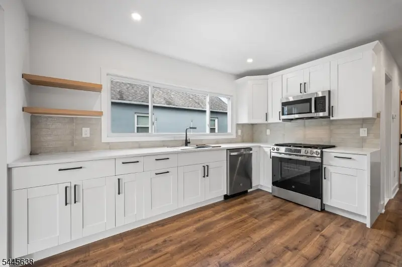 15 Dunkerly St, Totowa, NJ 07512 - #2