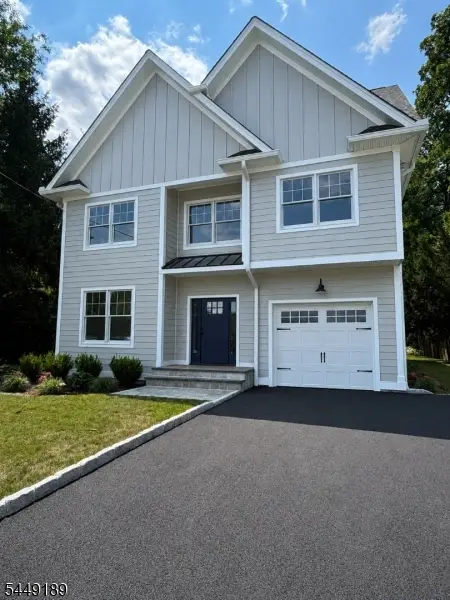 169 Watchung Ave, Chatham Boro, NJ 07928