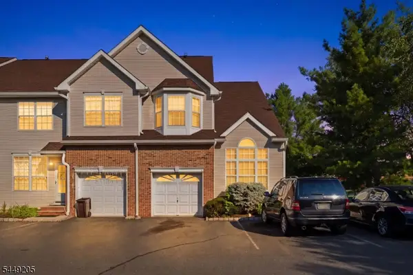 9 Gallop Ln, Franklin Twp., NJ 08873