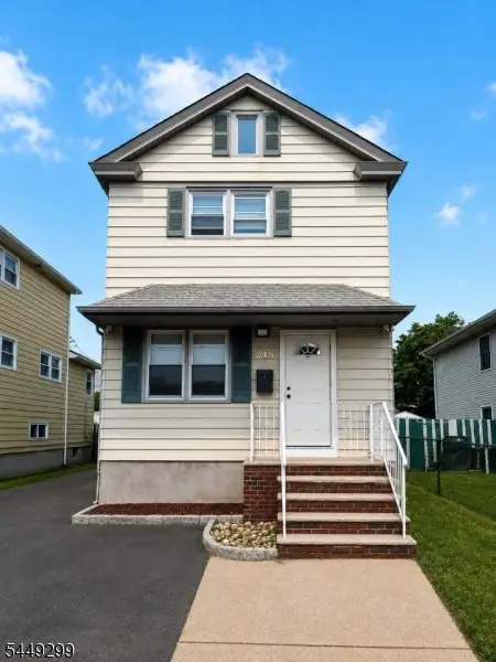 245 Union St, Lodi Boro, NJ 07644