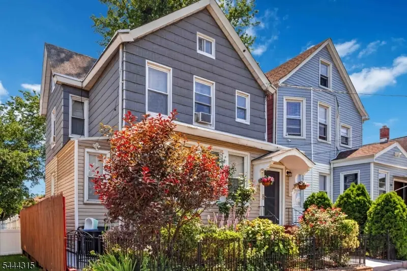12 Maple St, Garfield, NJ 07026 - #2