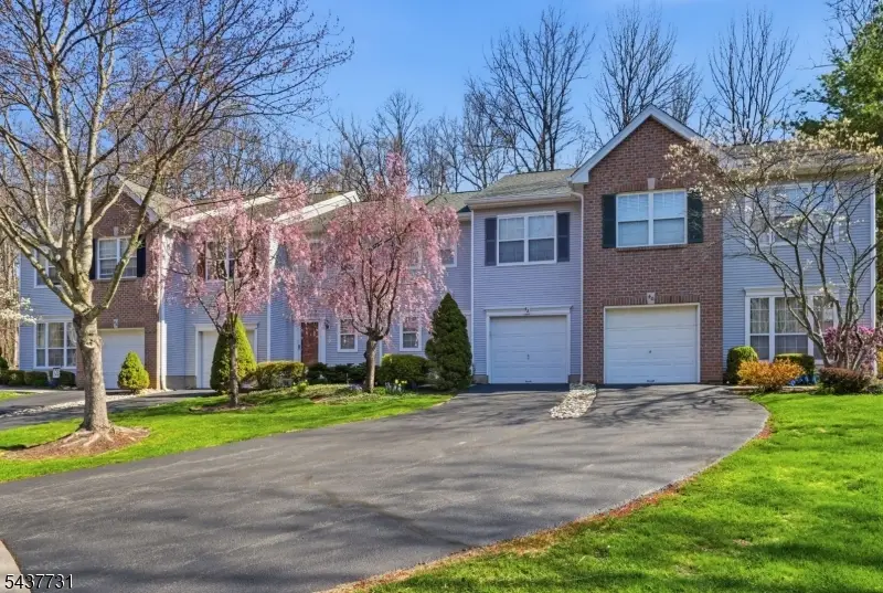 42 Pond Hollow Dr, Oak Ridge, NJ 07438 - #2