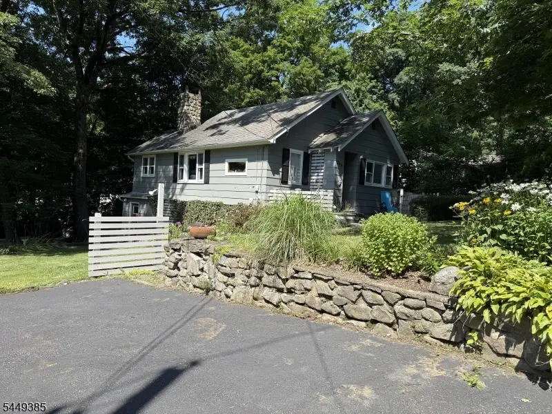 209 Wawayanda Rd, Highland Lakes, NJ 07422 - #2