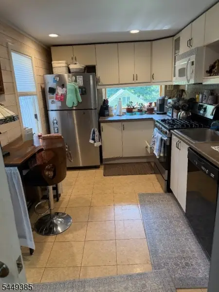 209 Wawayanda Rd, Highland Lakes, NJ 07422 - #3