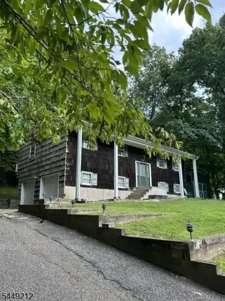 20 Hillsdale Dr, Vernon Twp., NJ 07461