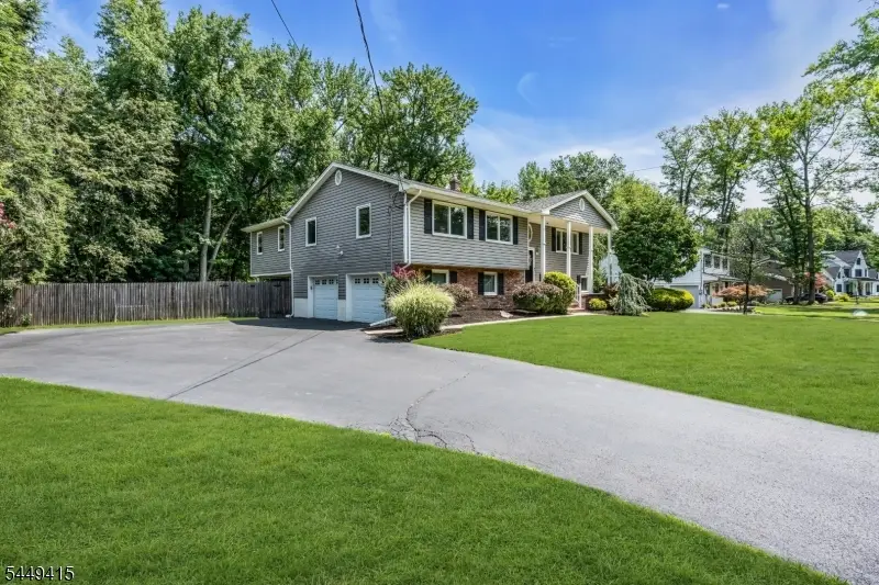 1245 Sunnyfield Ln, Scotch Plains, NJ 07076 - #2