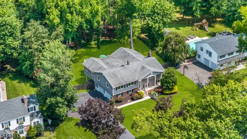 1245 Sunnyfield Ln, Scotch Plains, NJ 07076 - #3