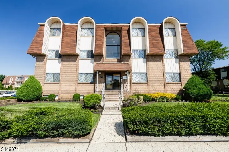 1190 W St George C31c031 #C 31, Linden, NJ 07036 - #2