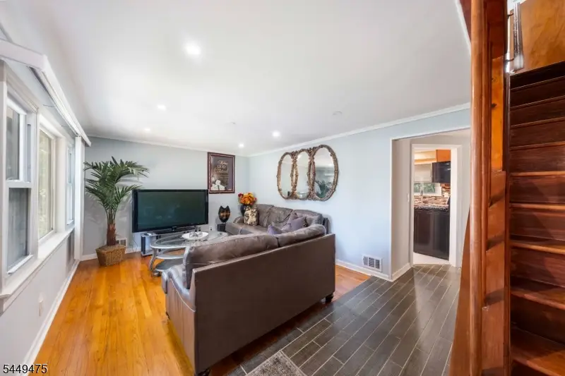 44 Sunnyside Rd, Pleasantdale, NJ 07052 - #3