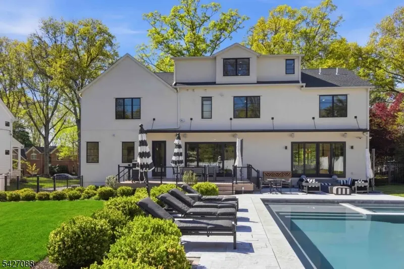 13 Robert Dr, Chatham, NJ 07928 - #1