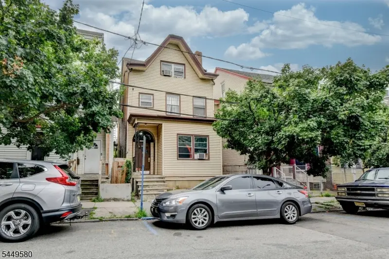 282 Ellison St, Paterson, NJ 07501 - #1
