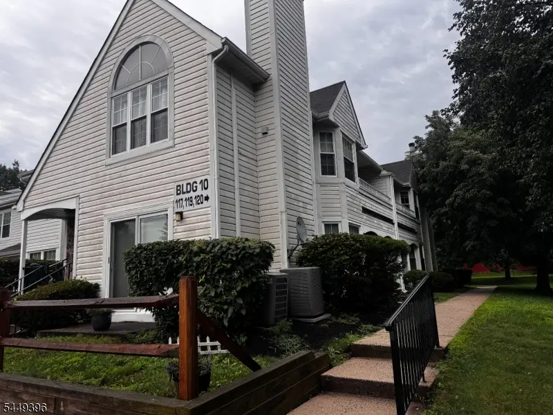 120 Wycombe Pl #120, Franklin, NJ 08873 - #2