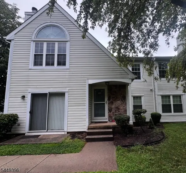 120 Wycombe Pl #120, Franklin, NJ 08873 - #3