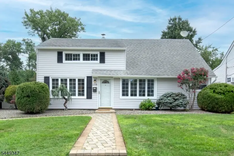 1108 Woodruff St, Iselin, NJ 08830 - #1