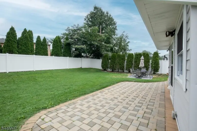 1108 Woodruff St, Iselin, NJ 08830 - #3