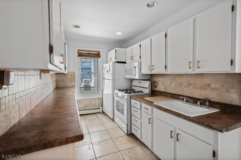 88 Franklin Ter, Irvington, NJ 07111 - #3