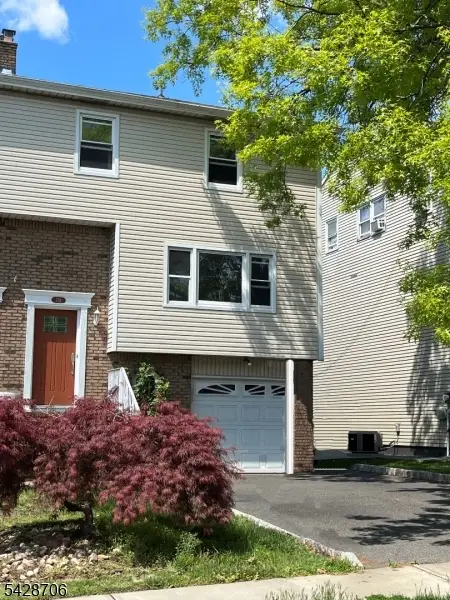 17B Garden Dr, Elmwood Park, NJ 07407 - #2
