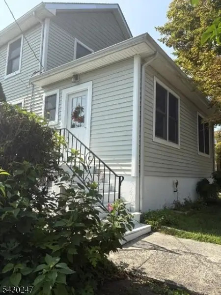 317 Ware Ct, Bound Brook, NJ 08805 - #2