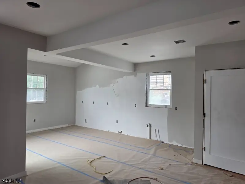 1123 Thompson Ave, Roselle, NJ 07203 - #2