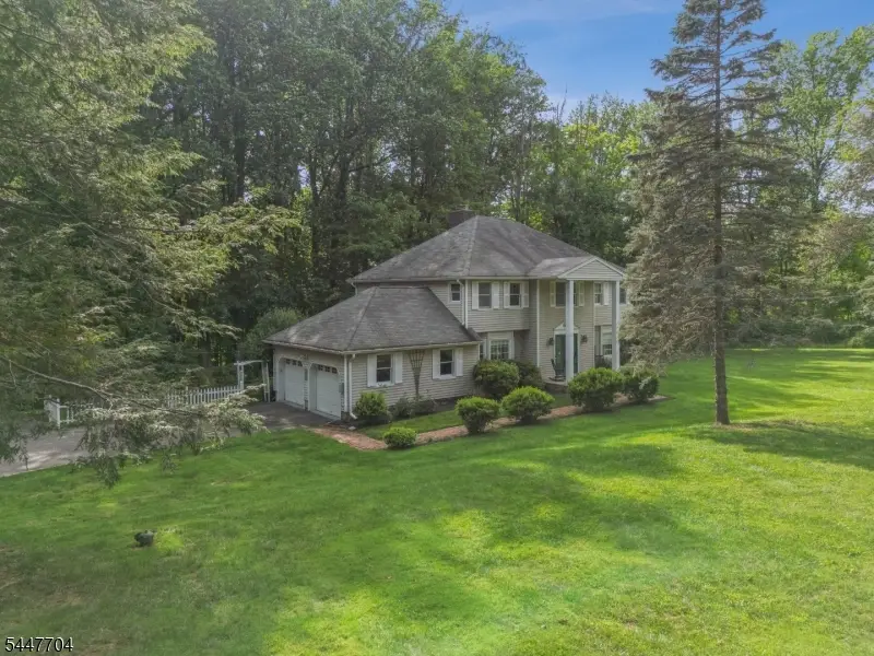 6 Cowie Rd, Chester, NJ 07930 - #1
