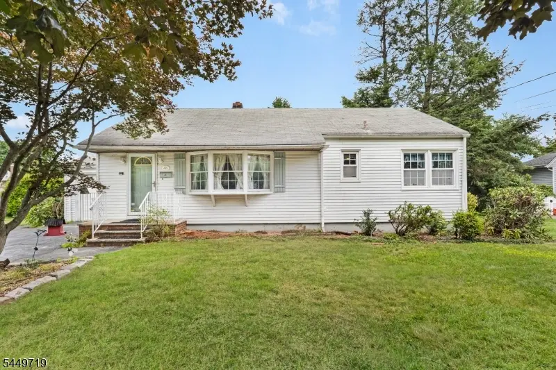 48 Wilrue Pkwy, Pequannock, NJ 07444 - #1