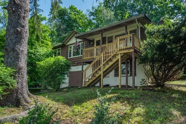 23 Lakeside Ave, Hardyston Twp., NJ 07460