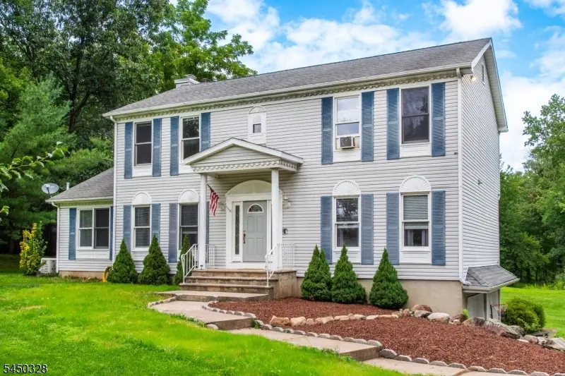 26 Countryside Rd, Knowlton, NJ 07832 - #1
